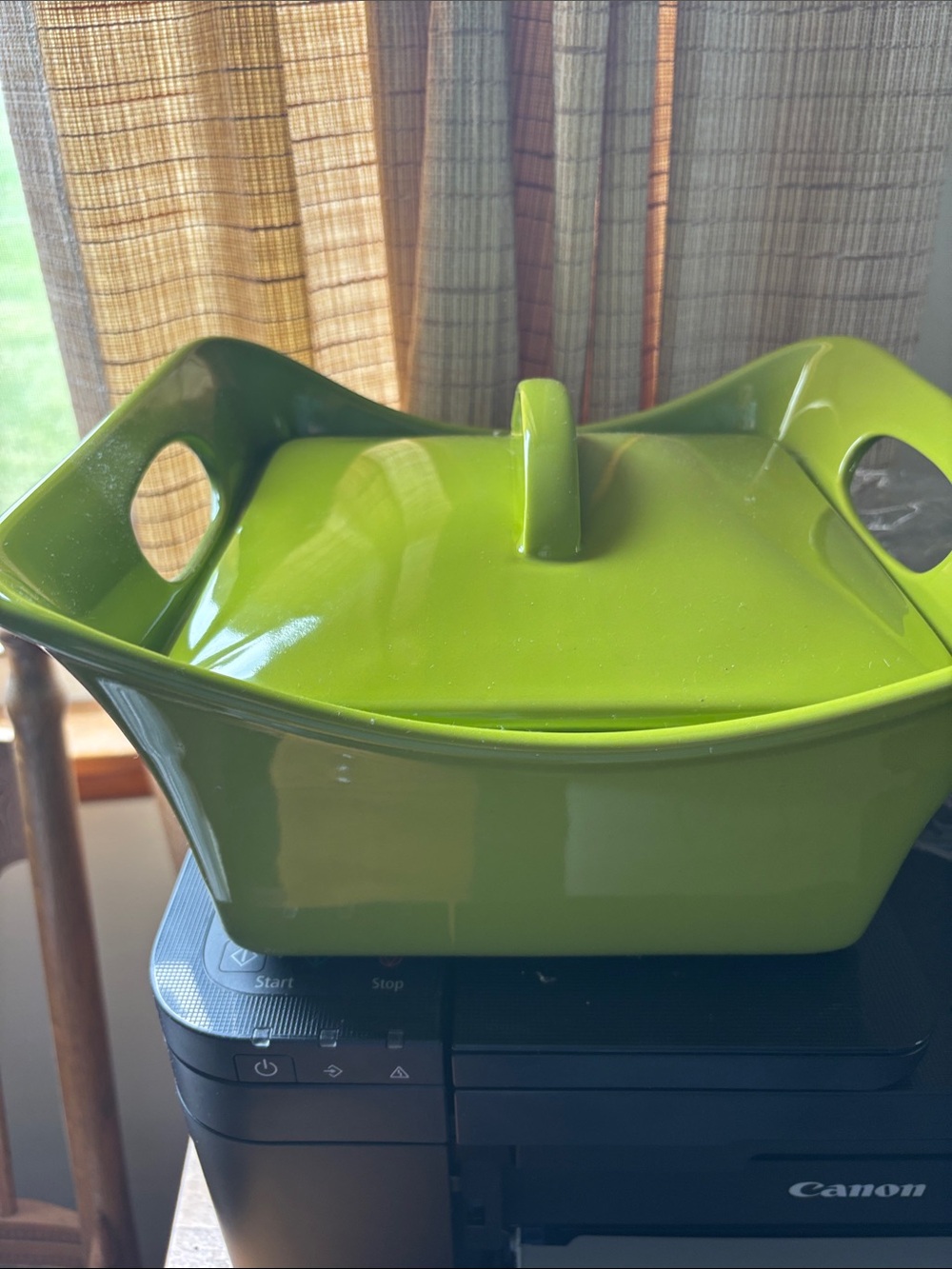 Rachael Ray green  Covered Casserole Dish